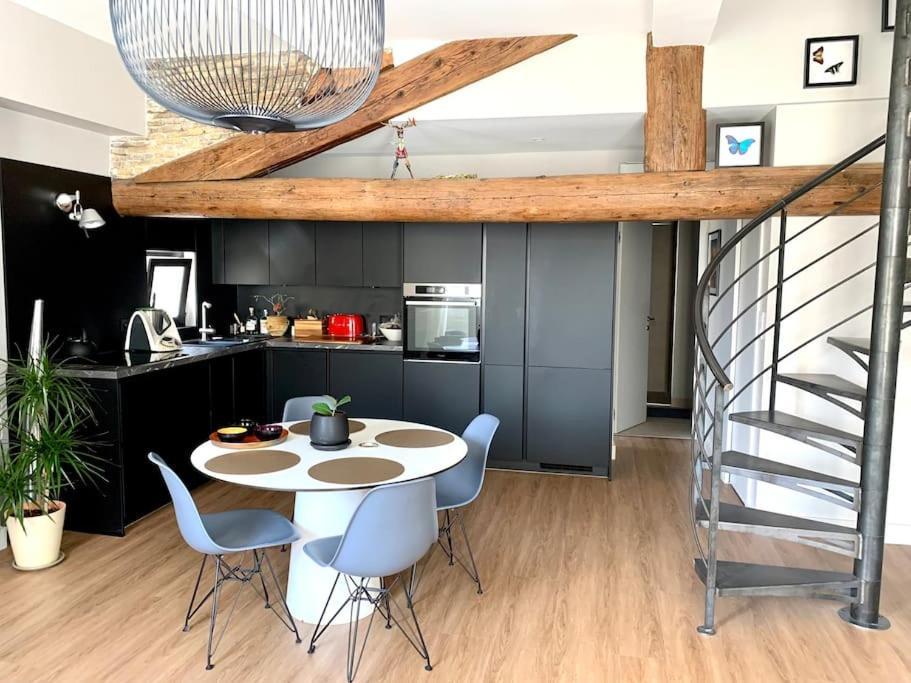 Superbe Appartement Intramuros أفينيون المظهر الخارجي الصورة